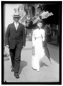 BENSON, WILLIAM SHEPHERD. REAR ADMIRAL, U.S.N. CHIEF OF NAVAL OPERATIONS, WITH MRS. BENSON LCCN2016867169