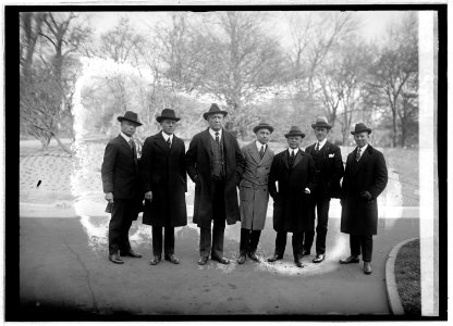 Benton M. French, Adison T. Smith, and group), 11-24-22 LCCN2016846983