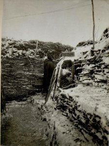 Beobachter im Graben mit Feldwache-Ausgang bei der 16. Kompanie des bosnisch-herzegowinischen Infanterieregimentes1 (BildID 15542996)