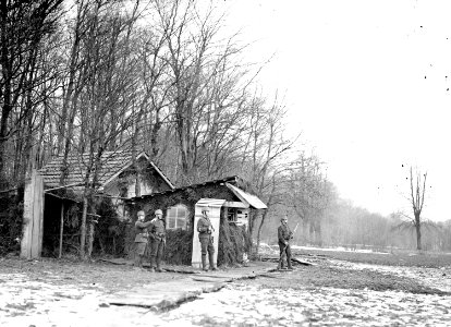 Beobachtungsposten mit Unterkunftshaus - CH-BAR - 3238093