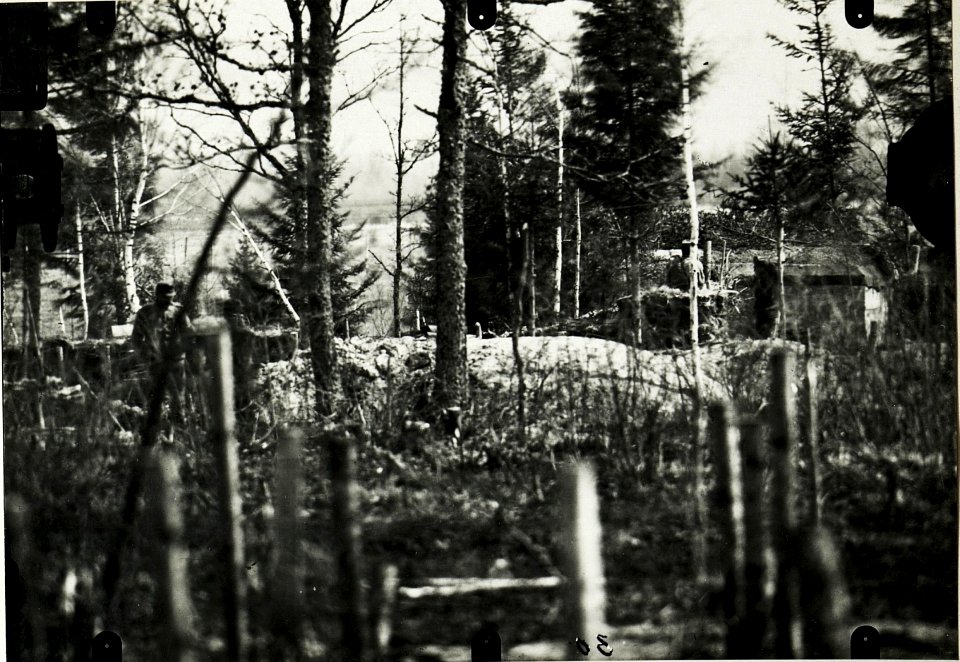 Beobachtungstand und eigene Hauptstellung westlich Dzwiniacz, 30.April 1917. (BildID 15590485)
