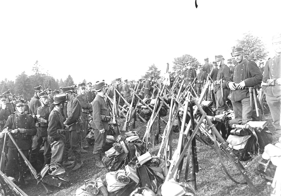 Bereitmachen für den Abmarsch nach dem Manöver - CH-BAR - 3240026