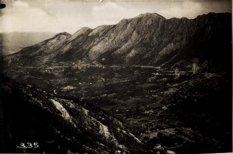 Bergstrasse von Antivari nach Virpazar. (BildID 15571905)