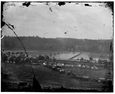 Berlin (now Brunswick), Md. Pontoon bridge and ruins of the stone bridge LOC cwpb.03836