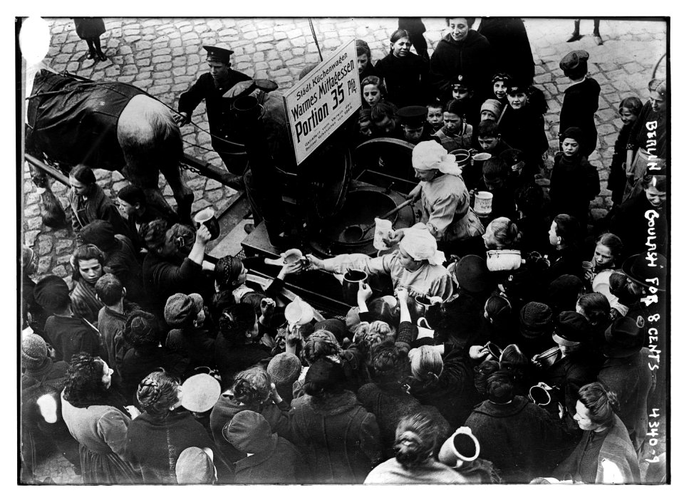 Berlin - goulash for 8 cents LCCN2014705500