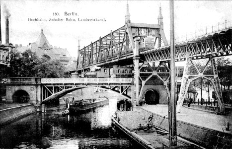 Berlin Bruecke Landwehrkanal Hoch und Anhalter Bahn