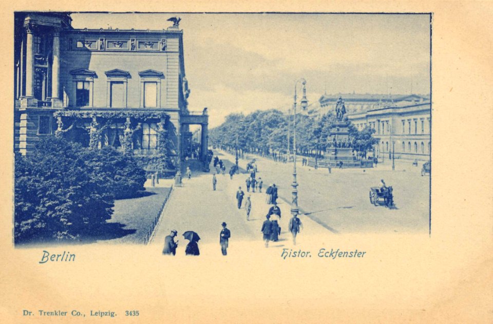 Berlin, Mitte, Berlin - Palais Kaiser Wilhelm I., Historisches Eckfenster (2) (Zeno Ansichtskarten)