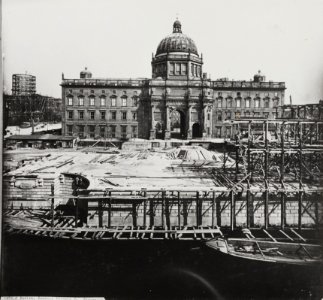 Berlin-Mitte-Ehemaliges Kaiser-Wilhelm-Nationaldenkmal-ZI-0185-04-Th176431