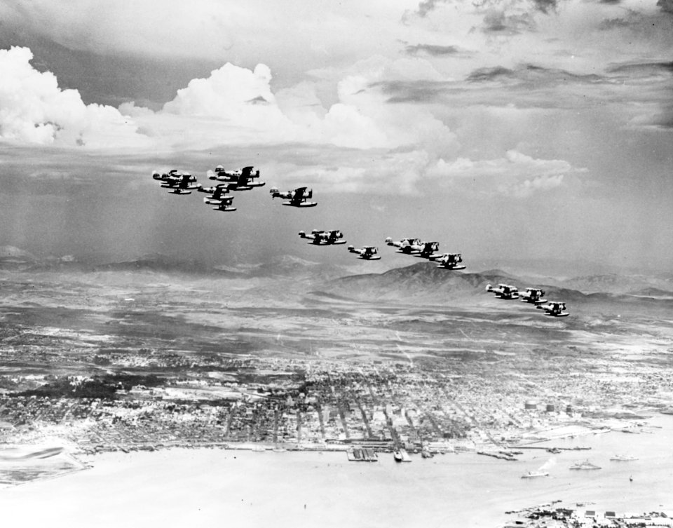 Berliner-Joyce OJ floatplanes over San Diego c1934