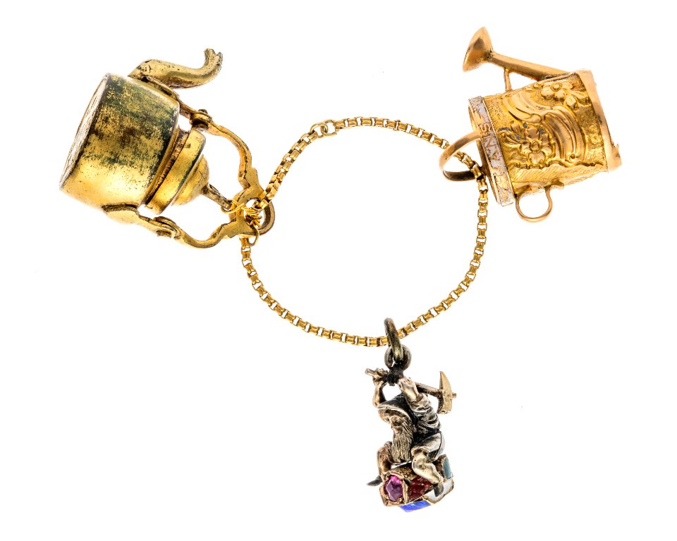 Berlocker, vattenkanna, kaffekanna samt dvärg, 1700-tal - Hallwylska museet - 110493