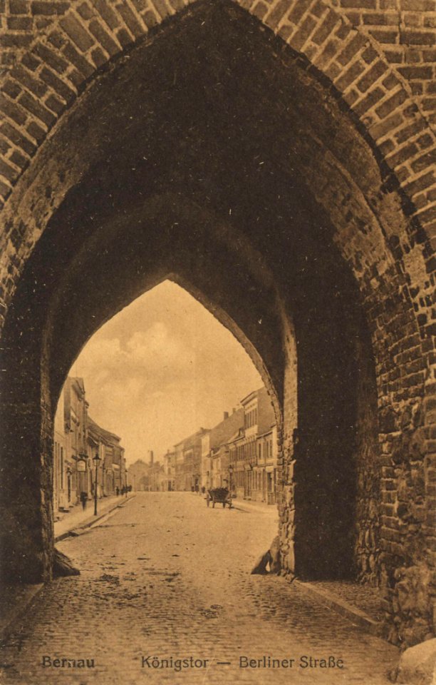Bernau (Mark), Brandenburg - Königstor, Berliner Straße (Zeno Ansichtskarten)