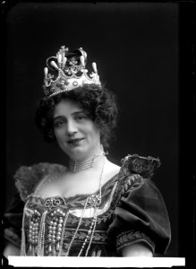 Bertha Ringvall in Hertiginnan av Danzig at Östermalmsteatern 1906 - SMV - GR055