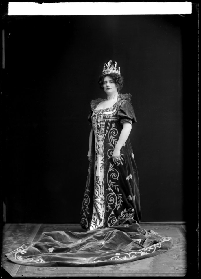Bertha Ringvall in Hertiginnan av Danzig at Östermalmsteatern 1906 - SMV - GR054