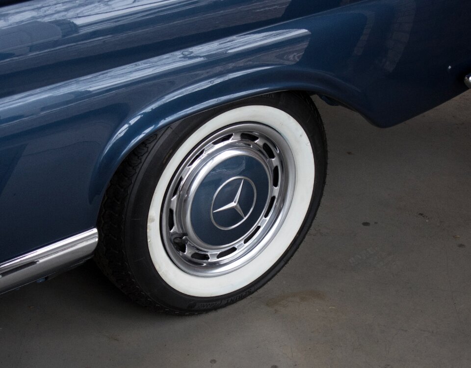 Mercedes star vehicle wheel