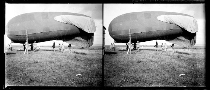 Berzy. Petit ballon captif de 180 m3 - Fonds Berthelé - 49Fi1083