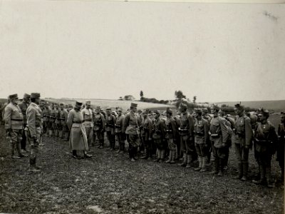 Besichtigung der Infanterieregimenter 6, 23, 70 und 86 durch Erzherzog Karl im Juli 1916 (BildID 15542464)