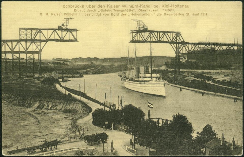 Besichtigung des Baues der Prinz-Heinrich-Brücke bei Holtenau über den Kaiser-Wilhelm-Kanal durch Kaiser Wilhelm II. mit der Kaiseryacht HOHENZOLLERN (Kiel 27.876)