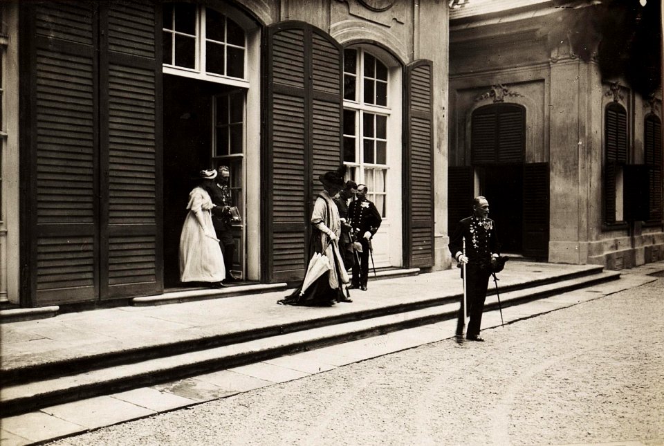 Besuch des deutschen Kaiserpaares in Laxenburg am 6. Juli 1917 (BildID 15566137)