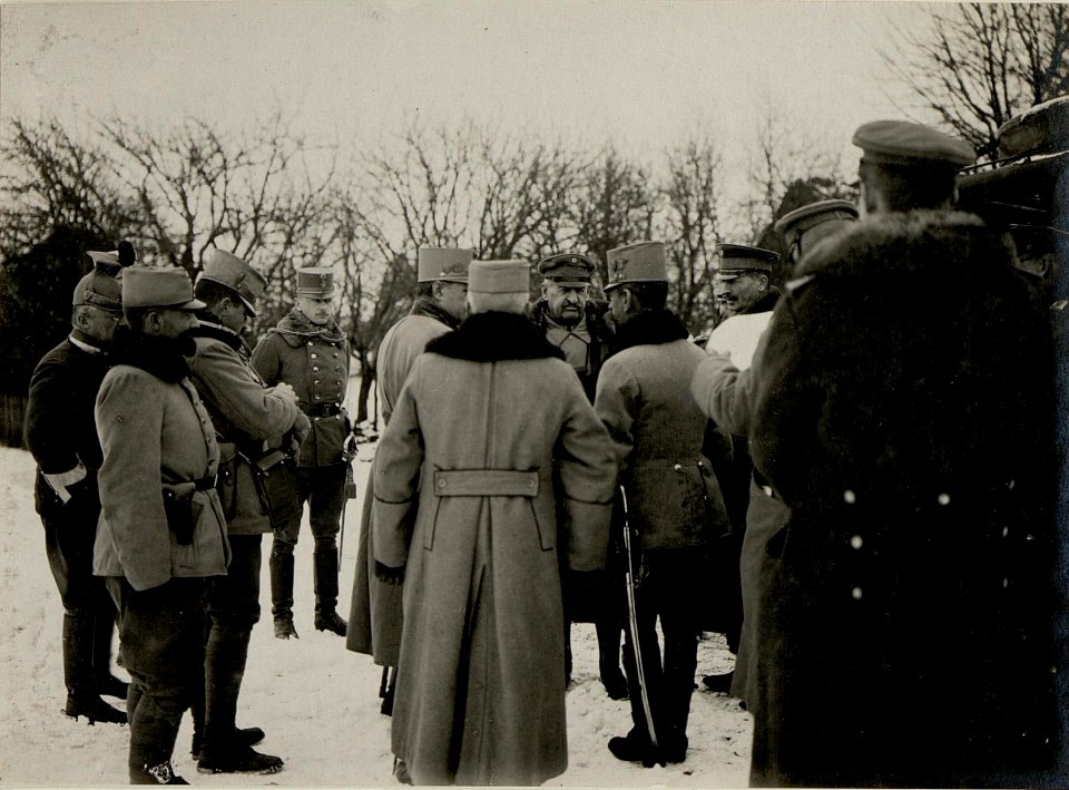 Besuch des Armeekommandanten General von Linsingen bei der 10. Division am 17.2. 1916 (BildID 15541757)