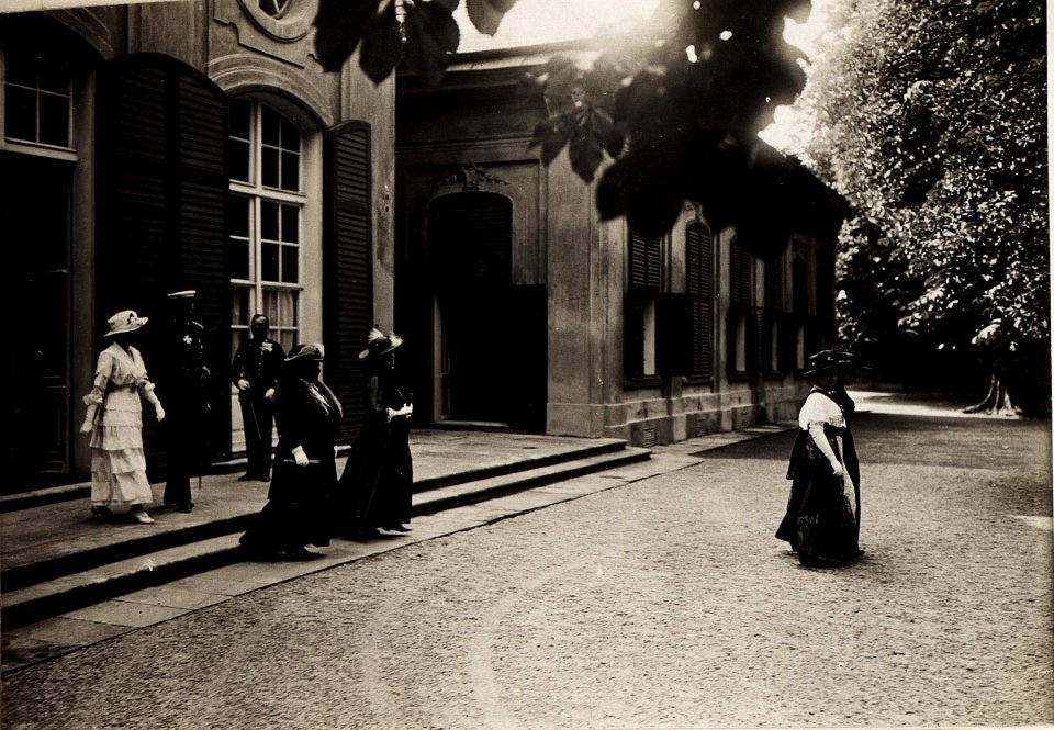 Besuch des deutschen Kaiserpaares in Laxenburg am 6. Juli 1917 (BildID 15566228)