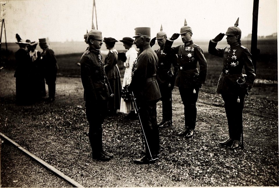 Besuch des deutschen Kaiserpaares in Laxenburg am 6. Juli 1917 (BildID 15566151)