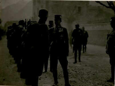 Besuch Sr.Majestät Kaiser in Trient.(bei I.R.88.) (BildID 15514930)