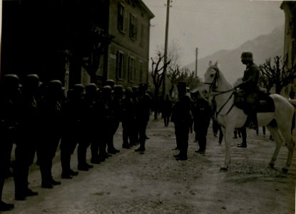Besuch Sr.Majestät Kaiser in Trient.(bei I.R.88.) (BildID 15514923)