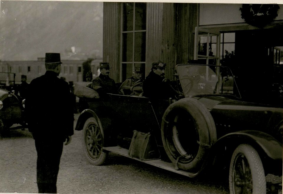Besuch Sr.Majestät Kaiser Karl in Trient, Empfang. (BildID 15514831)