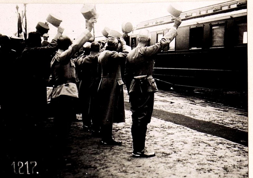 Besuch Sr.M.Kaiser Karl in Wladimir-Wolynskij. (26-II.1918.) (BildID 15711645)