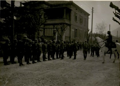 Besuch Sr.Majestät Kaiser in Trient.(bei I.R.88.) (BildID 15514916)