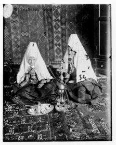 Bethlehem women LCCN2014706216