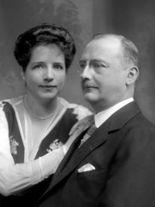 Betsy Westendorp-Osieck (1880-1968) en Herman Karel Westendorp (1868-1941)