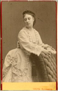 Betty Almlöf, porträtt - SMV - H1 035