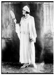 Beulah McFarland, Georgette negligee, lace LCCN2014713398