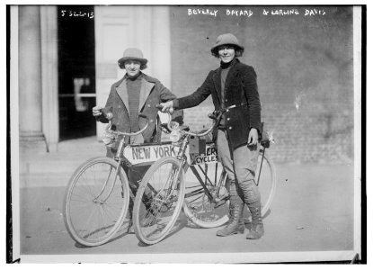 Beverly Bayard & Lorline Davis (with bicycles) LCCN2014711747