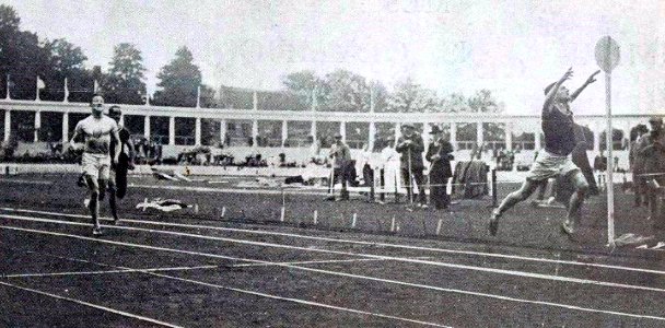 Bevil Rudd vainqueur du 400 mètres aux JO de 1920