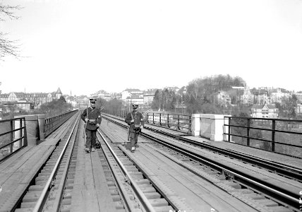 Bewaffnete Bahnbeamte - CH-BAR - 3239482