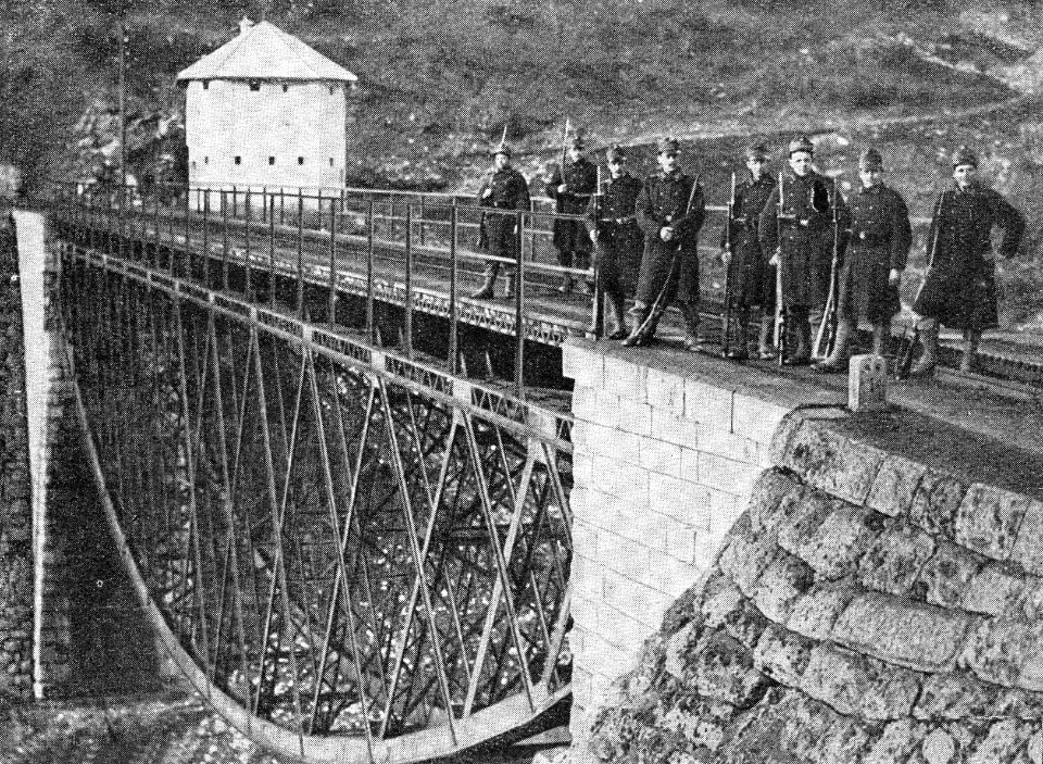 Bewachung von Eisenbahnen und Brücken an der österreichisch serbischen Grenze