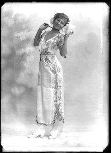 Britta Karlsson in Bilkurtis at Djurgårdsteatern 1912 - SMV - GK002