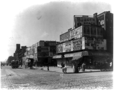 Broadway and 42nd St., N.Y. LCCN2005693340