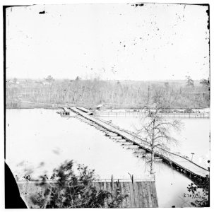 Broadway Landing, Virginia. Pontoon bridge across the Appomattox River LOC cwpb.02212