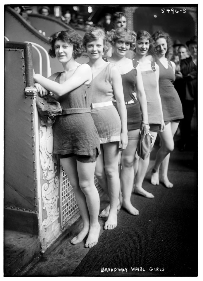 Broadway whirl girls LCCN2014712850