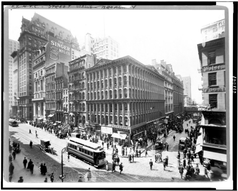 Broadway, Cortdland (i.e., Cortlandt) to Liberty St. LCCN90710128