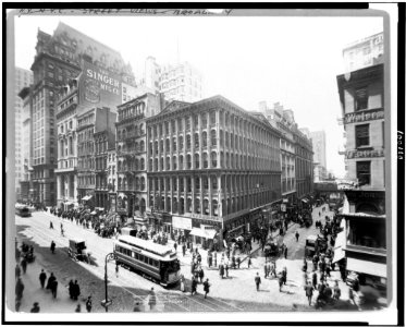 Broadway, Cortdland (i.e., Cortlandt) to Liberty St. LCCN90710128 photo