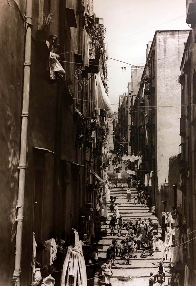 Brogi, Carlo (1850-1925) - n. 10205 bis - Napoli - Vicolo del Pallonetto a Santa Lucia