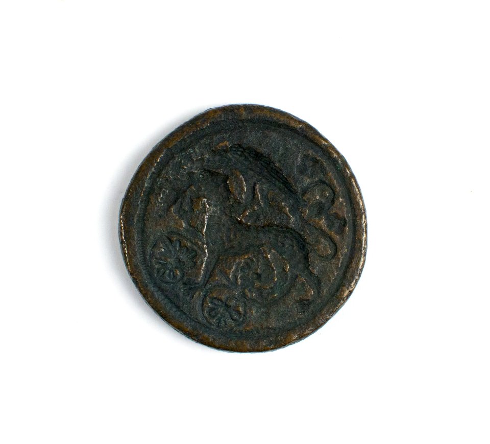 Bronze disc-shaped mould