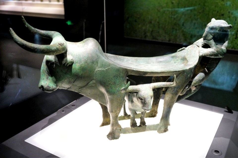 Bronze Table TigerOxen