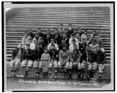 Brooklyn baseball team at Hot Springs, Ark., March, 1912 LCCN2004666452