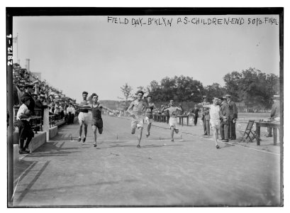 Brooklyn Children's Field Day (50 yd. final) LCCN2014694067