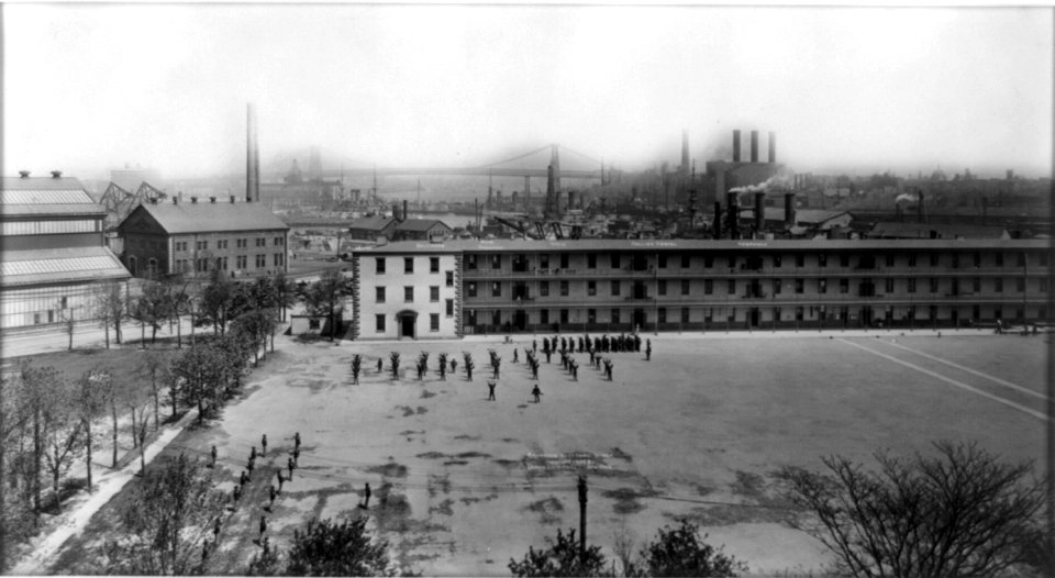 Brooklyn Navy Yard barracks in 1909